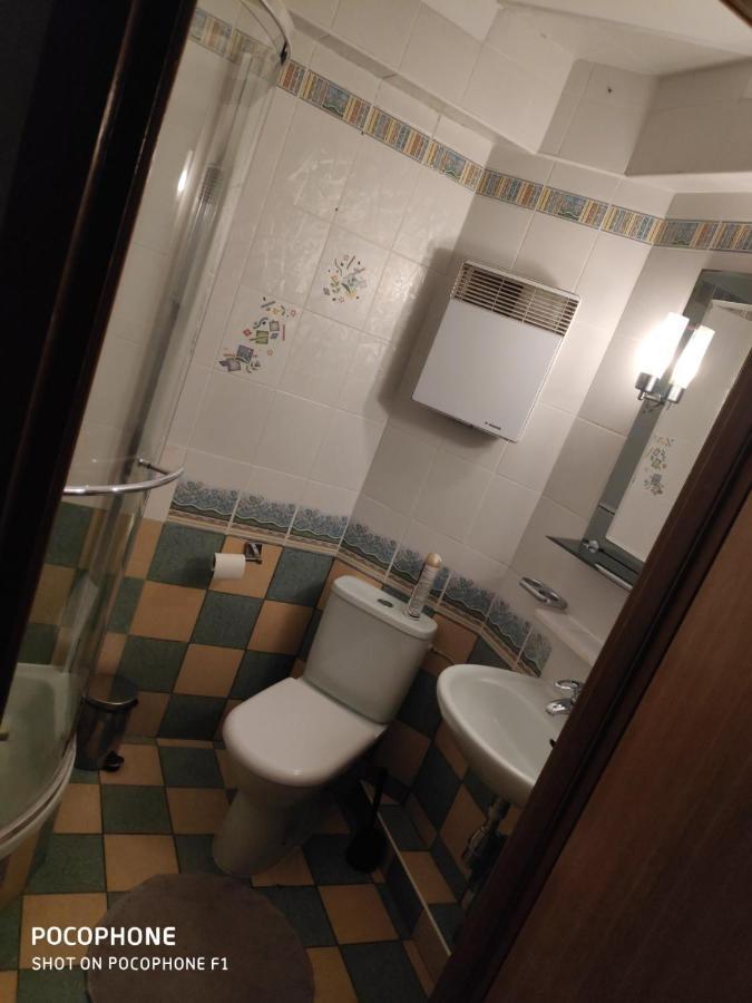 Ochota Forest Guest House ワルシャワ 部屋 写真